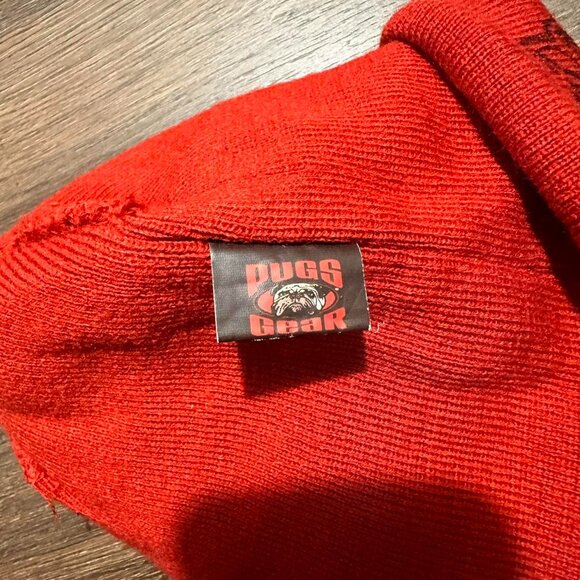 Pugs Gear Red & Black Y2K Beanie – One Size - Picture 2 of 4